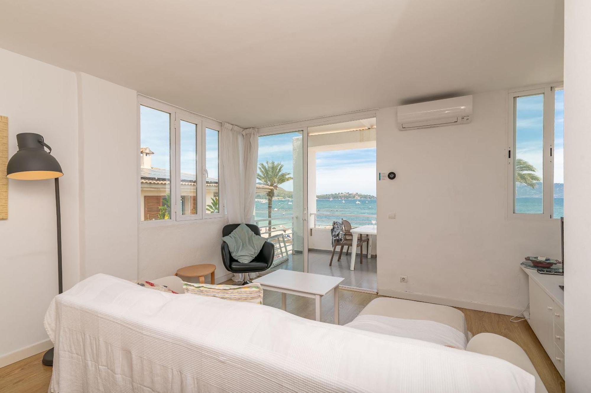 Beachfront Apartment Sivella By Sealand Villas Port de Pollença Buitenkant foto